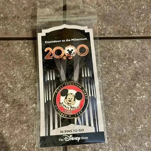 Countdown to Millennium Mickey Mouse Club - Picture 1 of 6